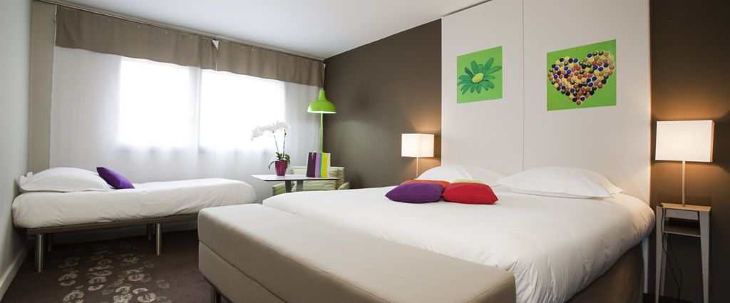 Hôtel 3 étoiles Ambilly - Chambre familiale Standard- Ibis Style Annemasse Genève - Longitude Hotel
